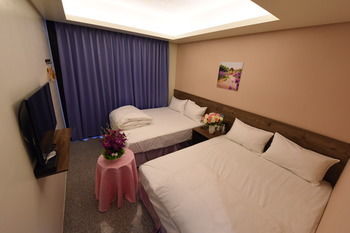 九九商旅 Hotel Taichung Buitenkant foto